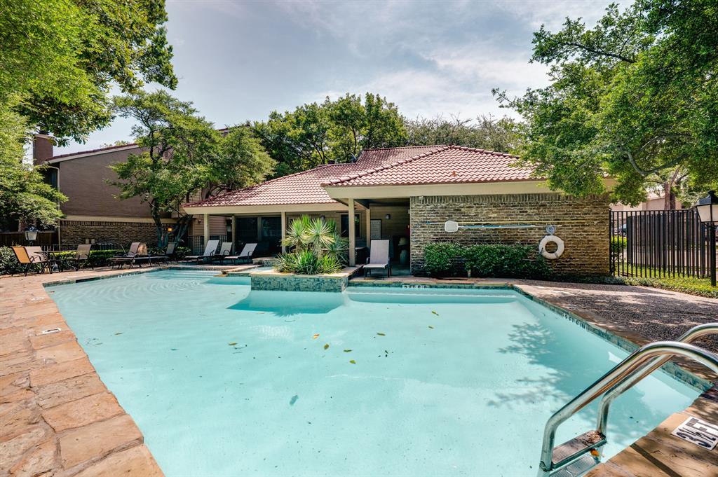 Monticello Crossroads Condo Ph 01-03 - Residential