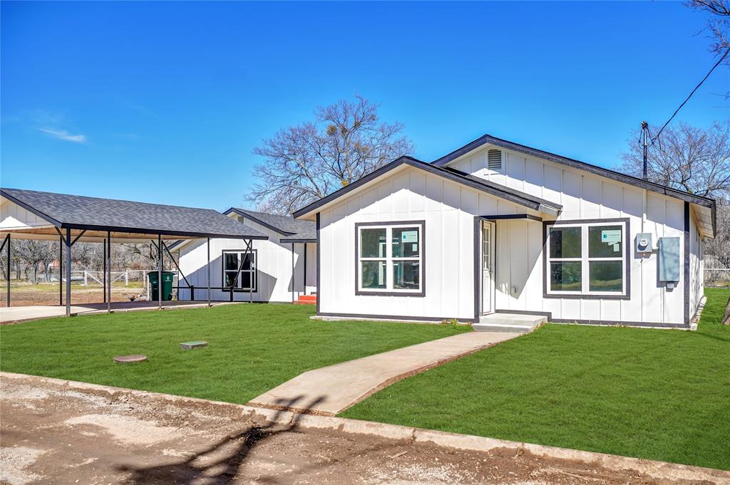 402 W College