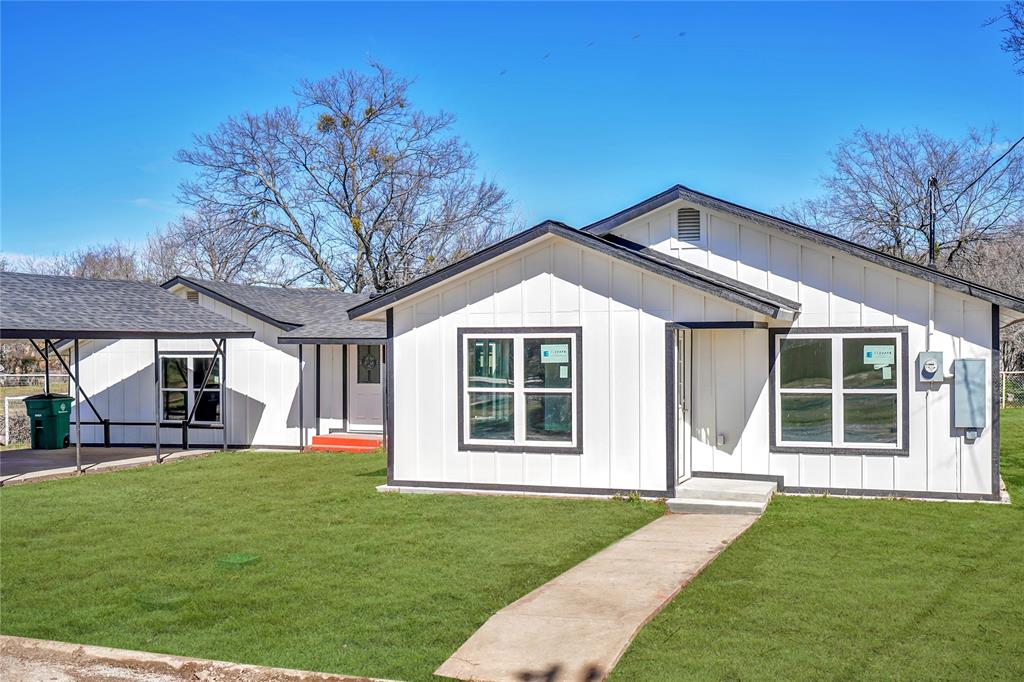 402 W College