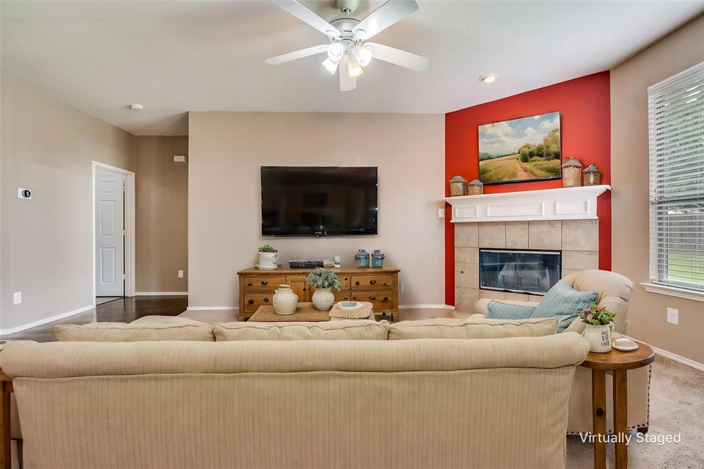3646 Hawthorne Trail