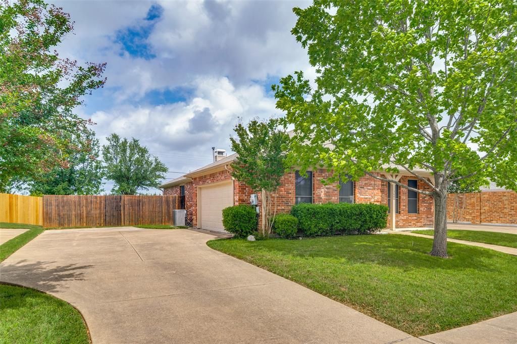 Photo of 3646 Hawthorne Trail, Rockwall, TX 75032 (MLS # 21238853)