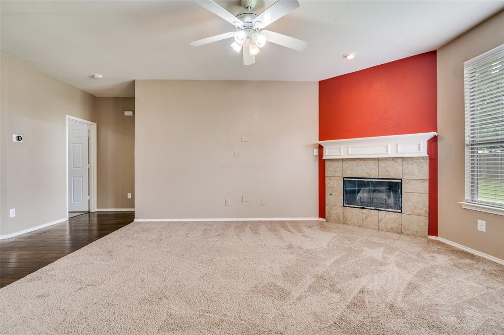 3646 Hawthorne Trail