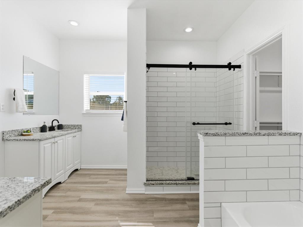 De Loach - Residential