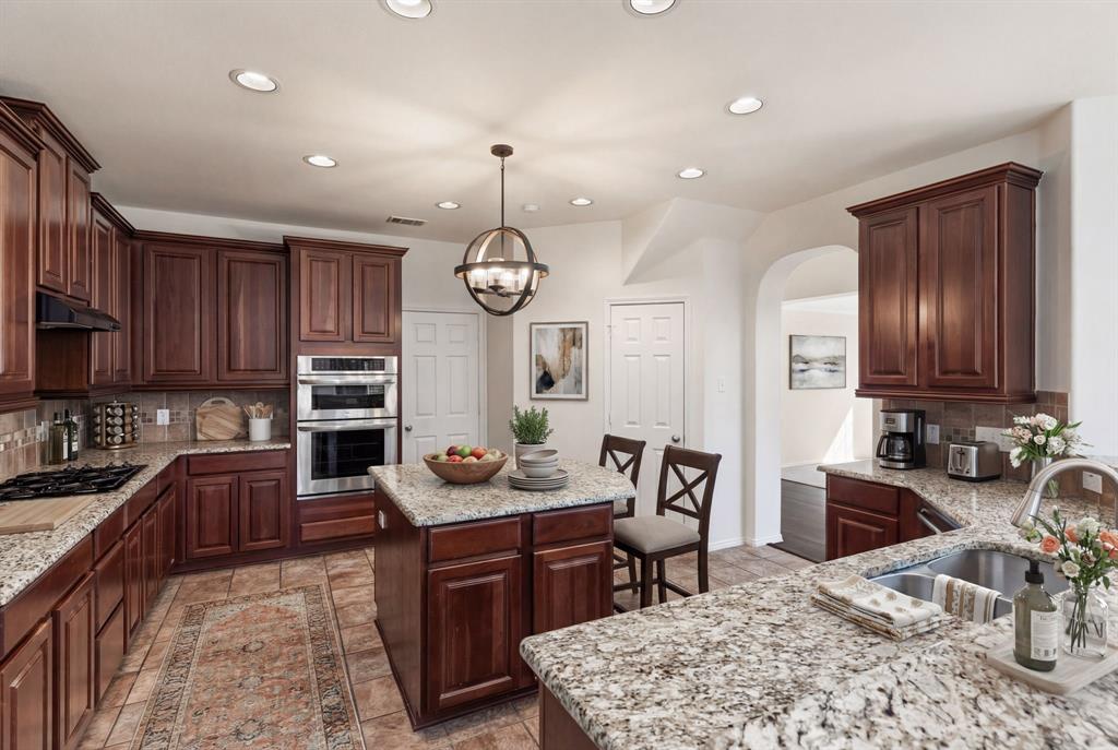 10975 La Grange Drive