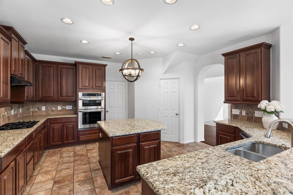 10975 La Grange Drive