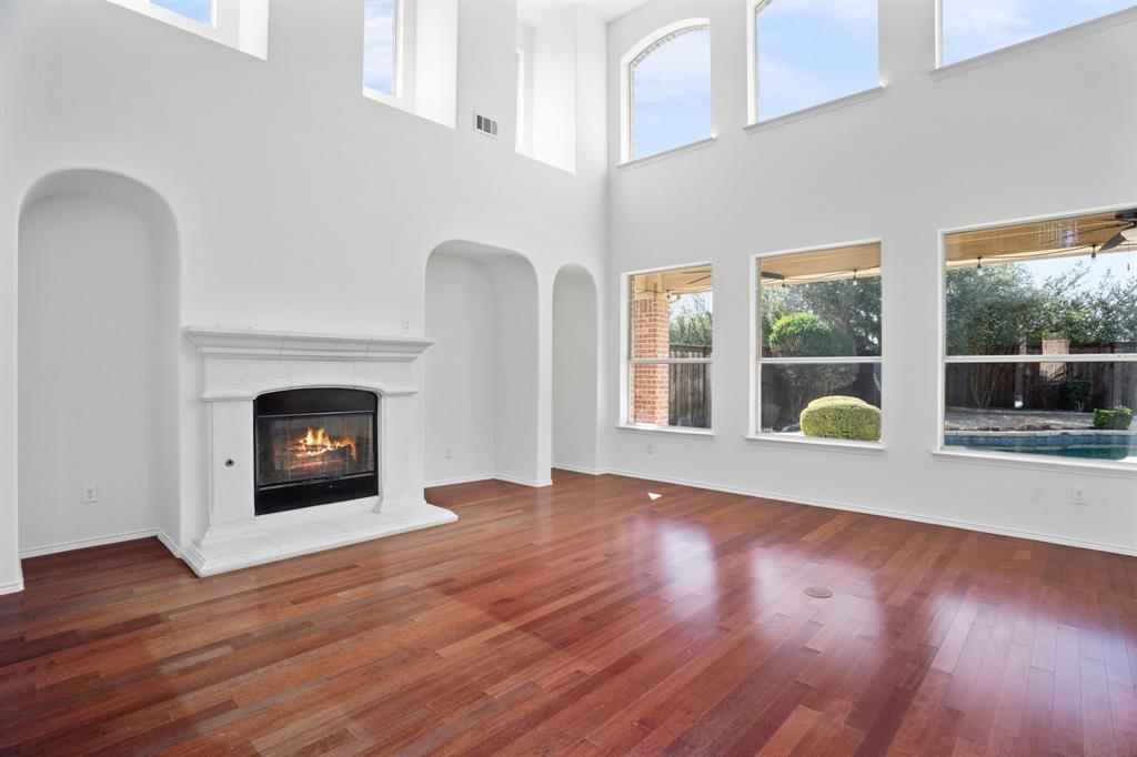 10975 La Grange Drive