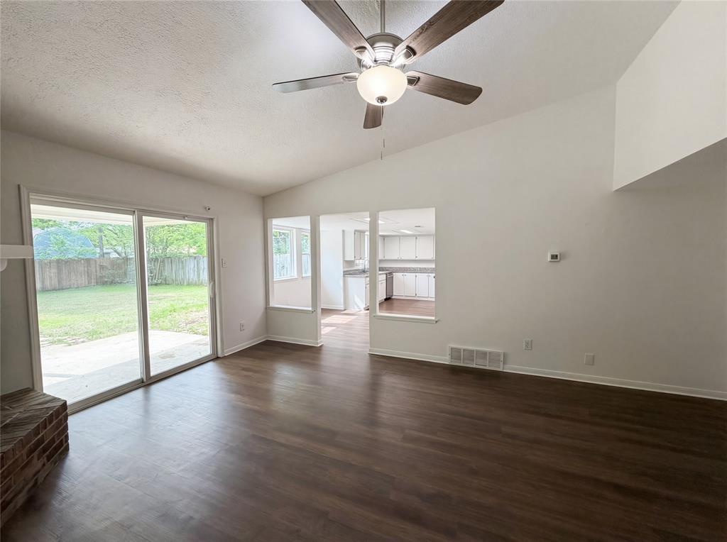 Willow Run - Residential