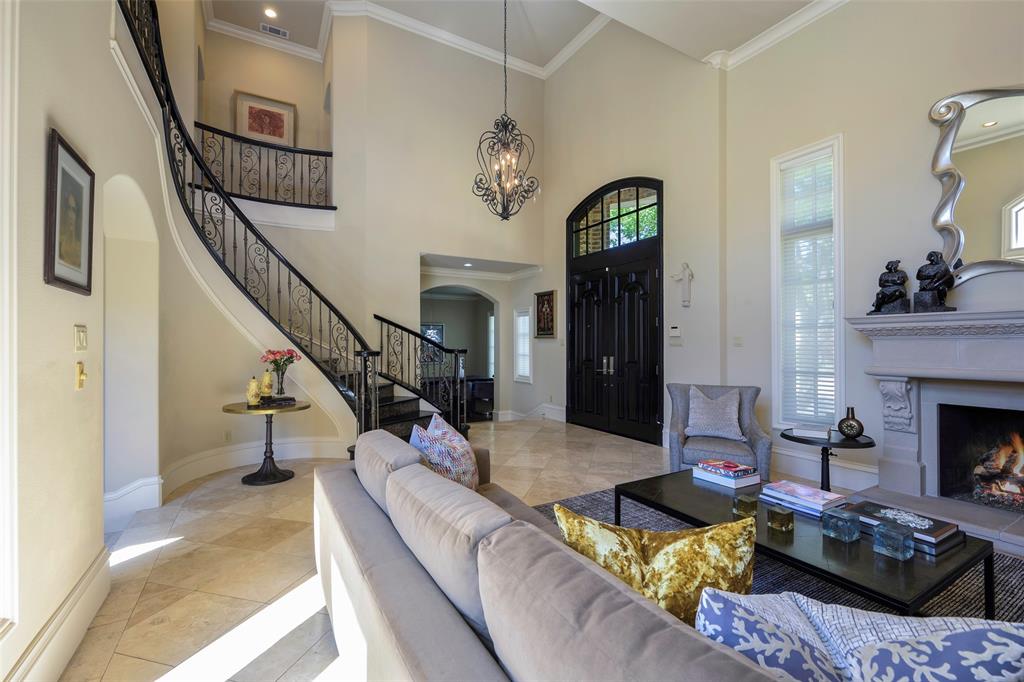 3209 Silver Creek Drive