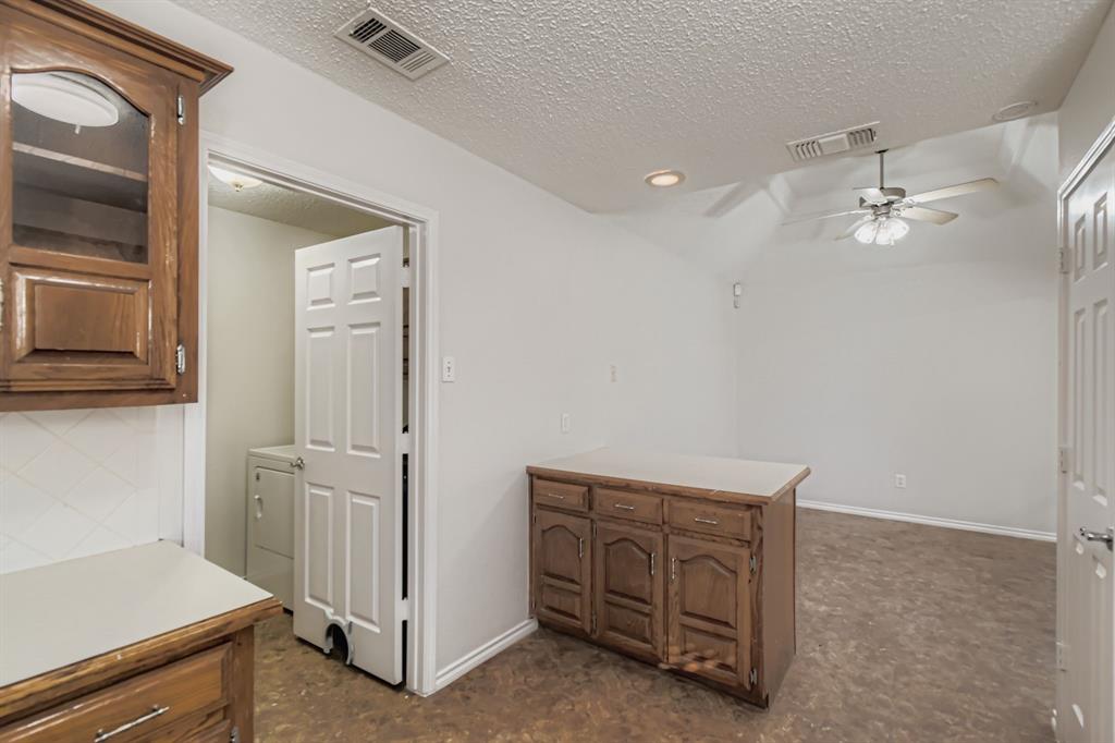 Bryan Place In Cedars Rev - Residential