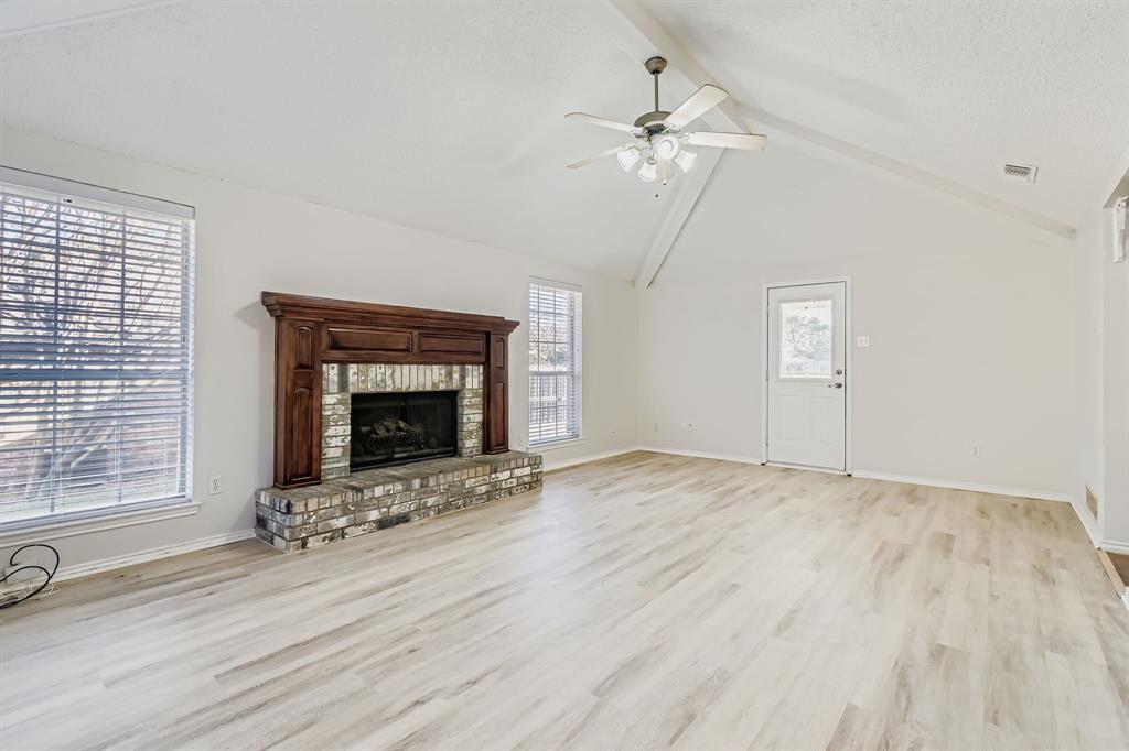 Bryan Place In Cedars Rev - Residential