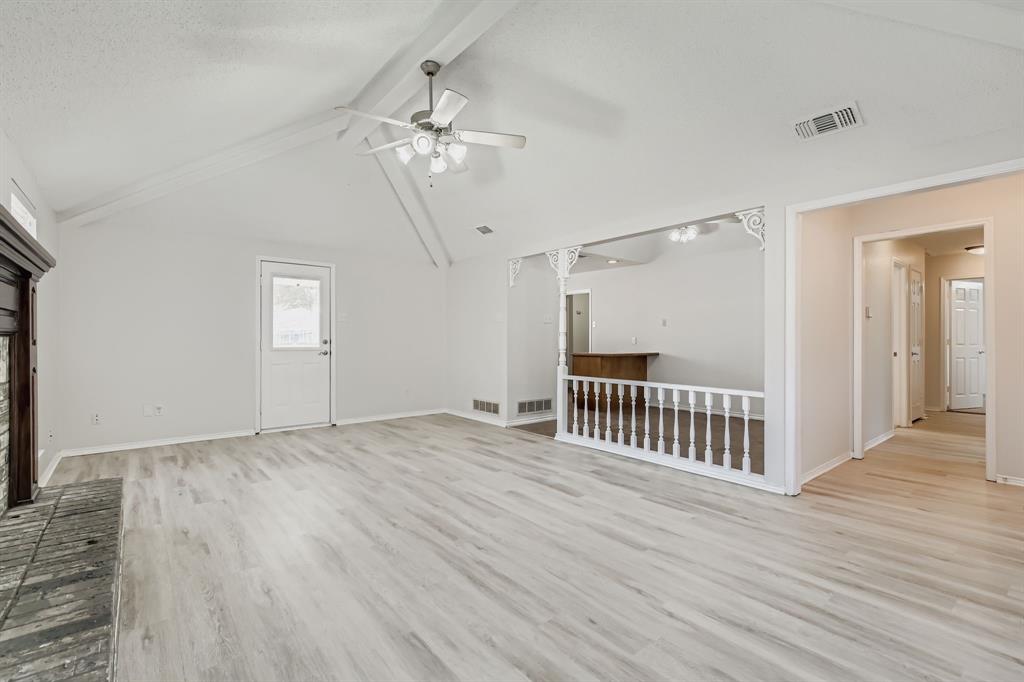 Bryan Place In Cedars Rev - Residential