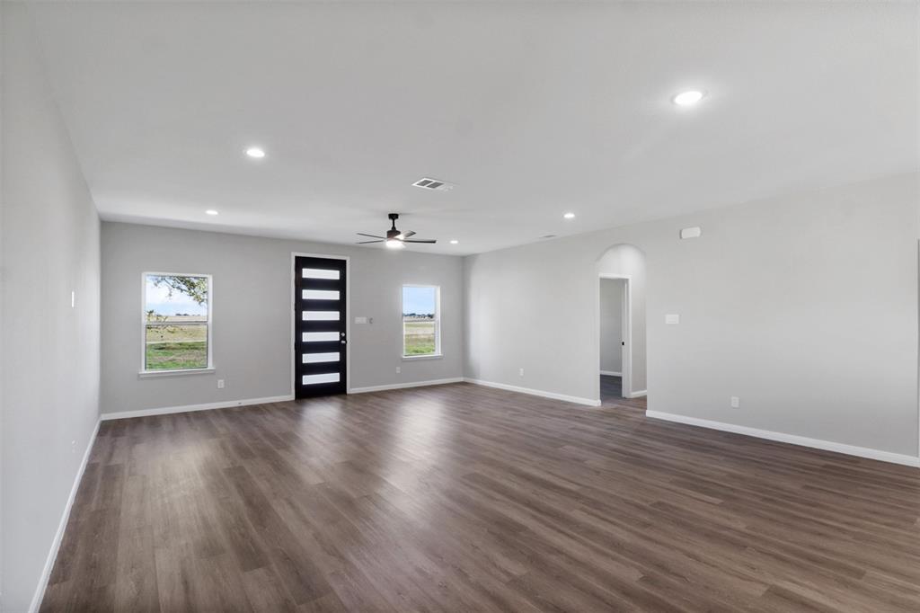 497 Private Road 7413