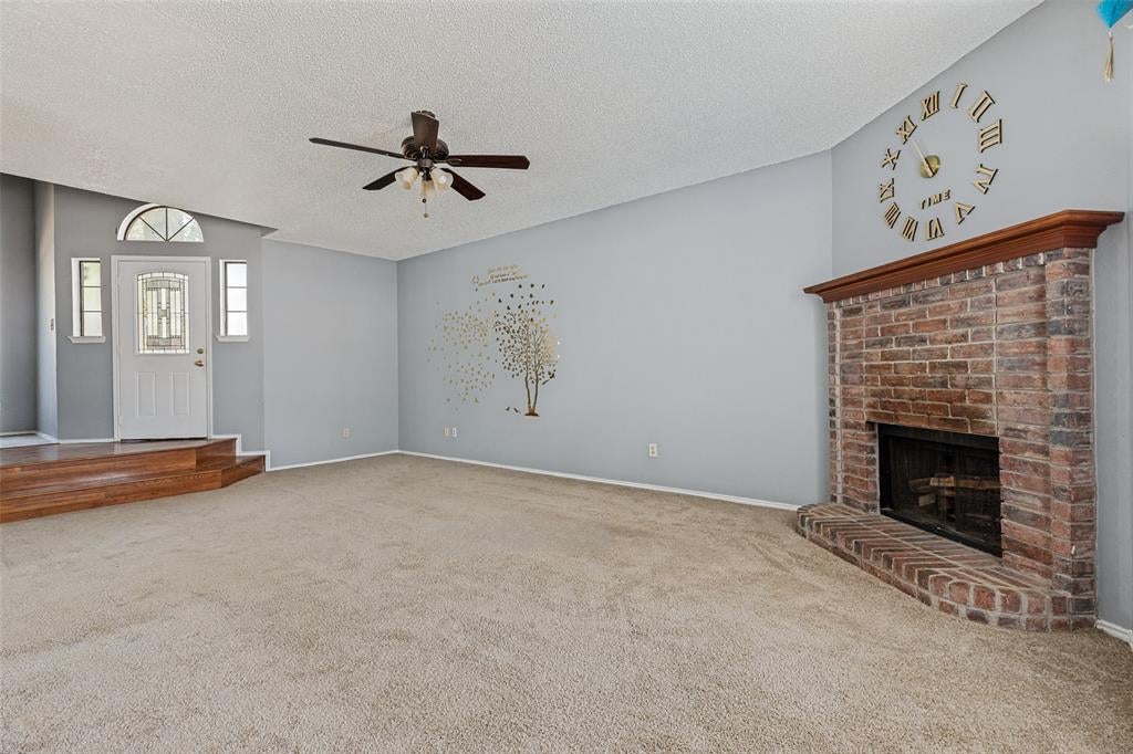 2315 Cuesta Lane