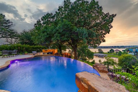 1916 W Emerald Bend Court Granbury TX 76049