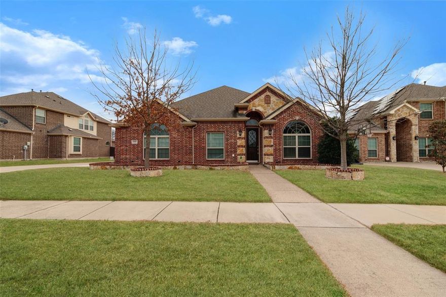Beautiful home located in the heart of DeSoto! 4 bedroom, 2.5 bath, with a great Media Room perfect for entertainment or convert to an office. Granite kitchen countertop, stainless steel appliances. Two living spaces, formal dining room, and kitchen has an open concept to living space with a gas fireplace. Must see. *Buyers to verify all information.