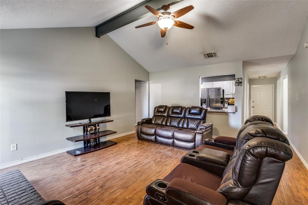 5315 Umbrella Pine Court