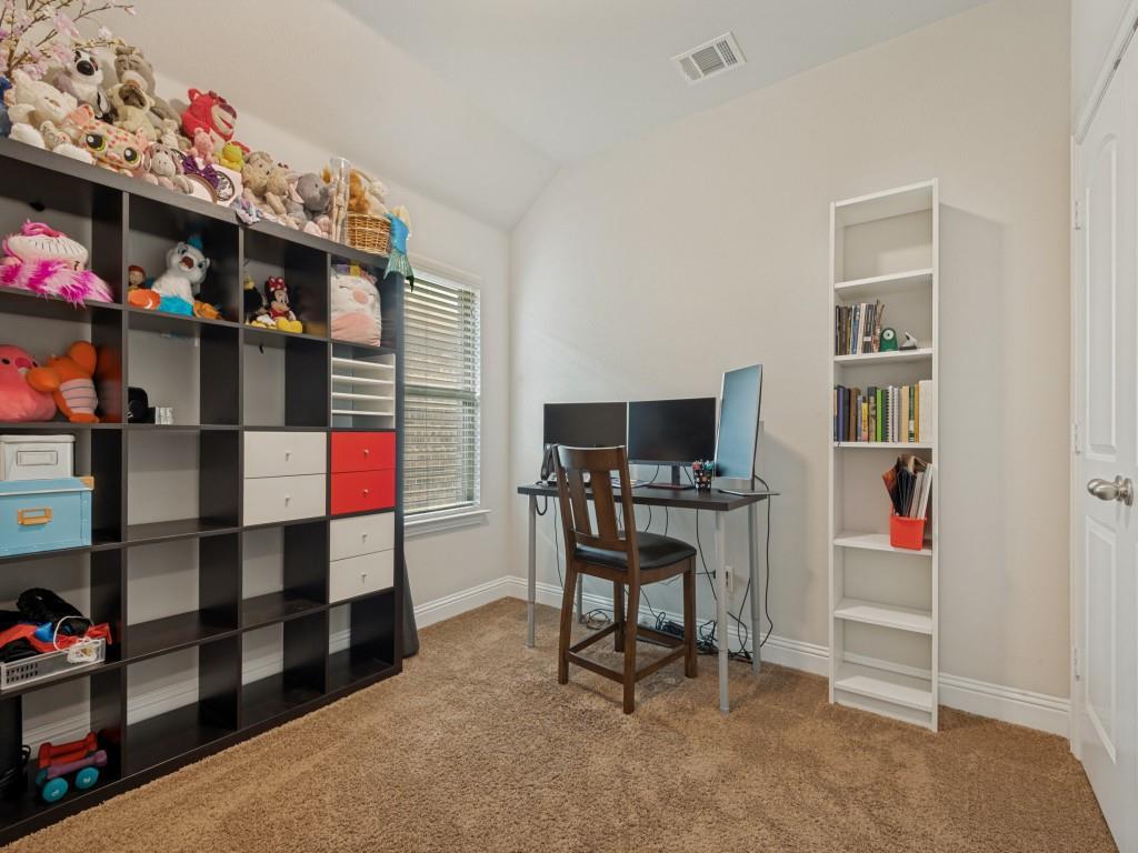 Rolling Mdws East - Residential