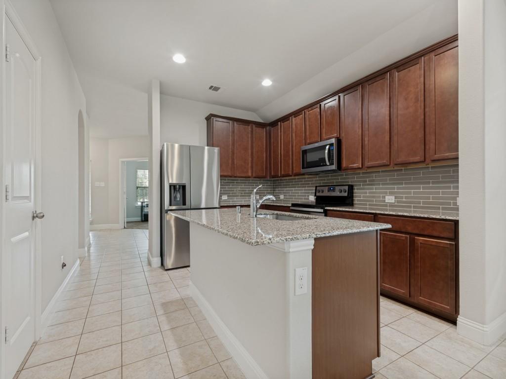 Rolling Mdws East - Residential