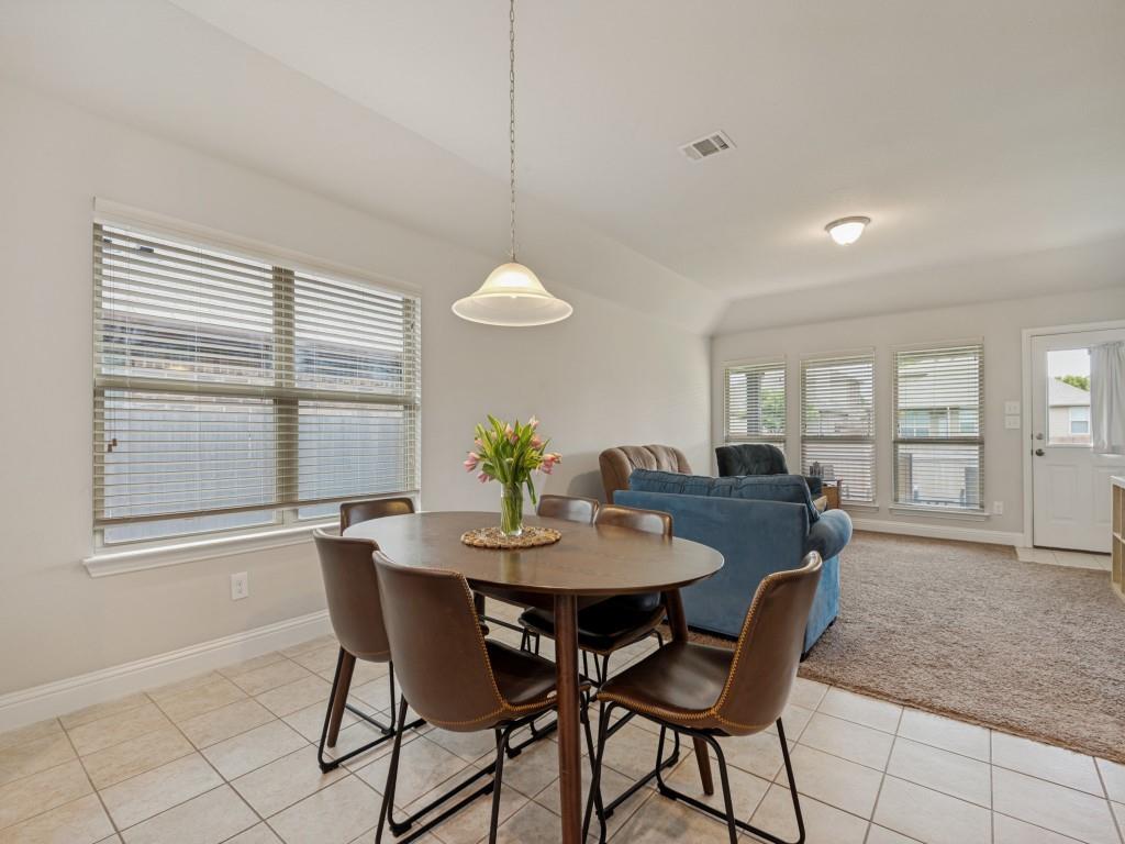 Rolling Mdws East - Residential