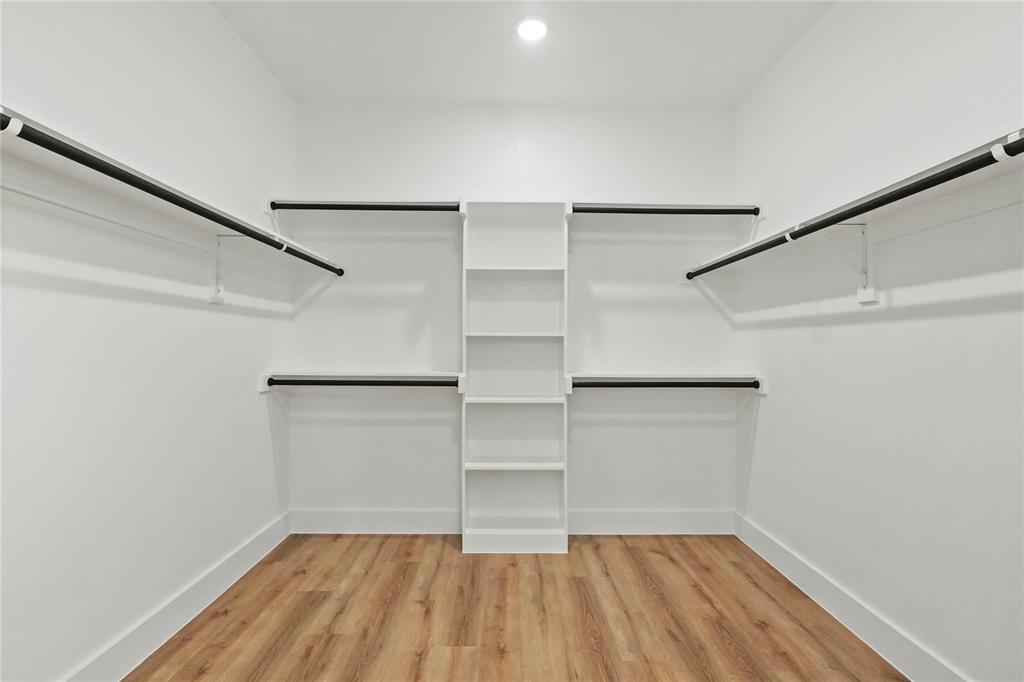 Brown Harris - Residential