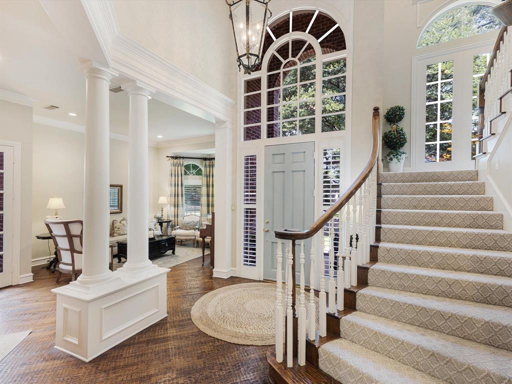2607 Lexington Place