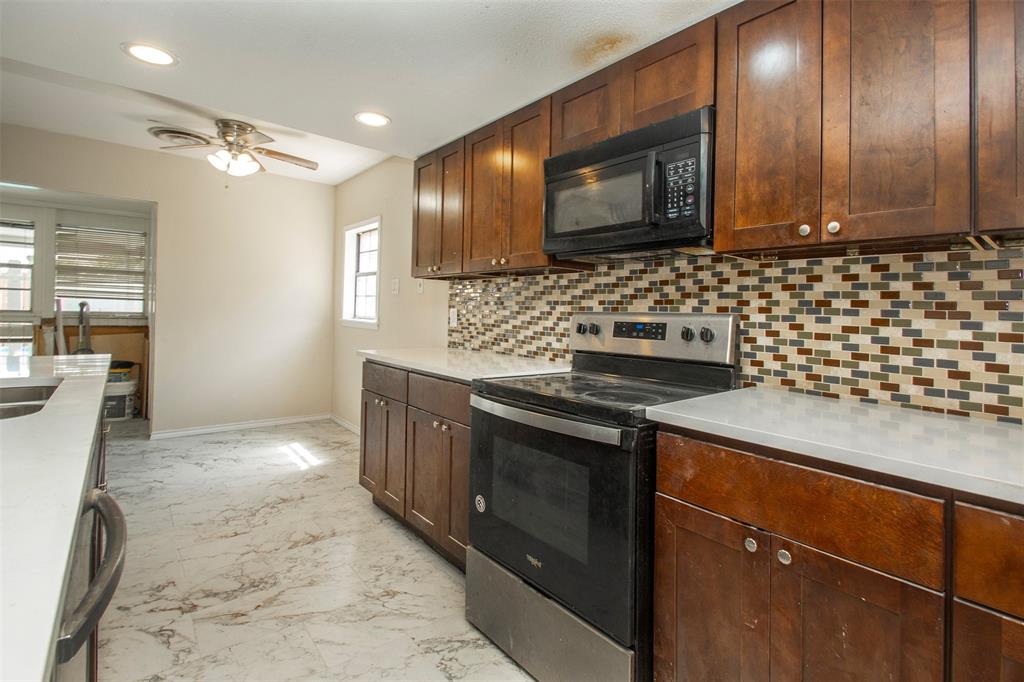 1808 Rainbow Drive