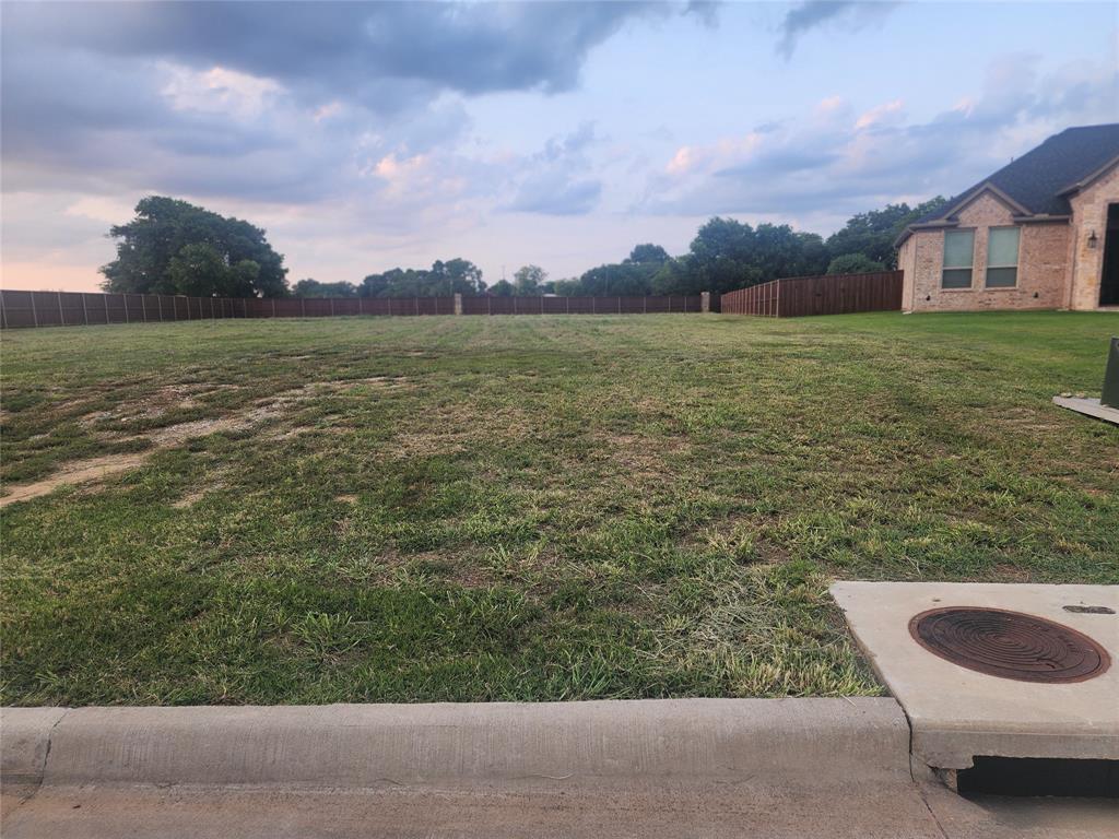 LAKE COUNTRY CROSSING - Land