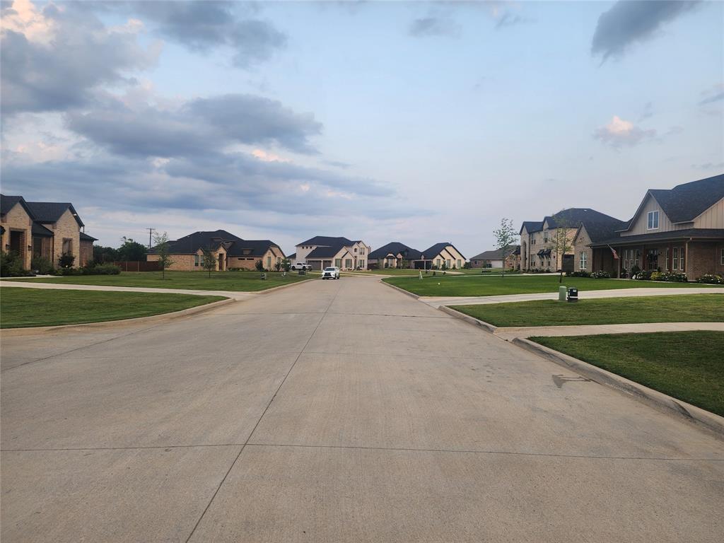 LAKE COUNTRY CROSSING - Land