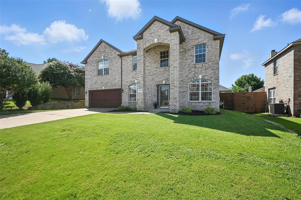 1906 Walnut Hills Lane