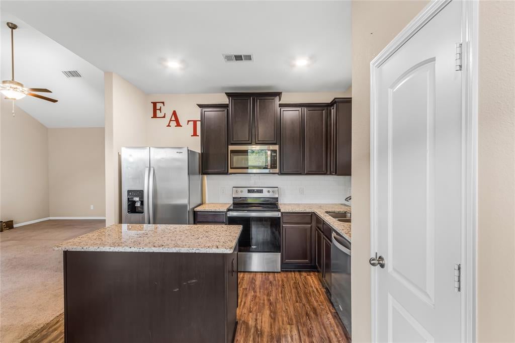 1401 Park Trails Boulevard
