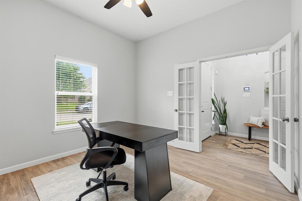 5816 Bentley Lane