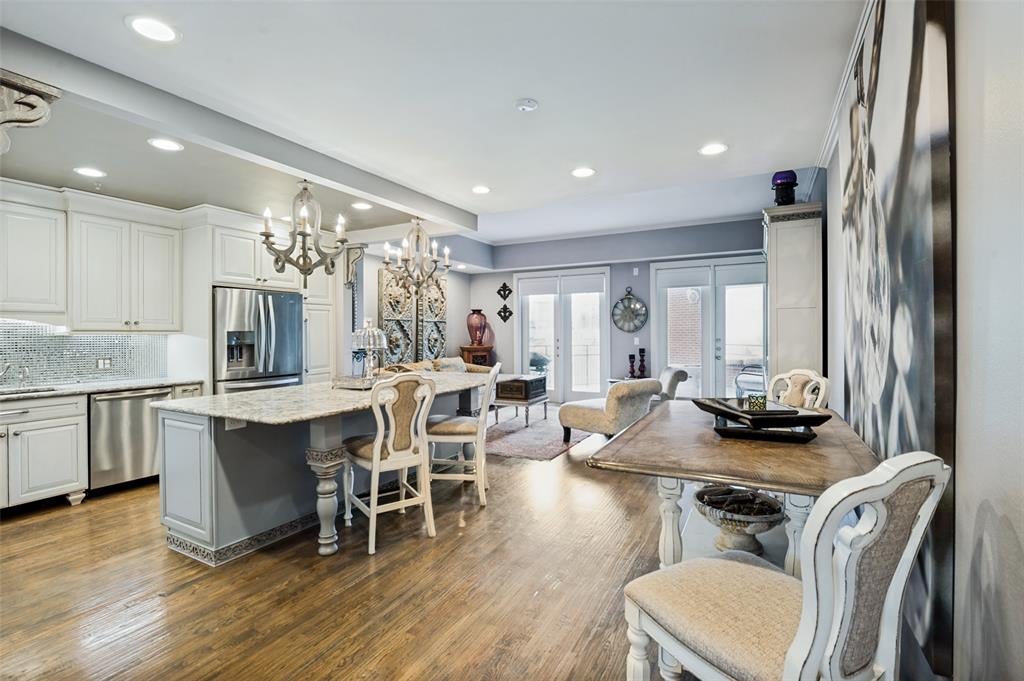 5055 Addison Circle 423