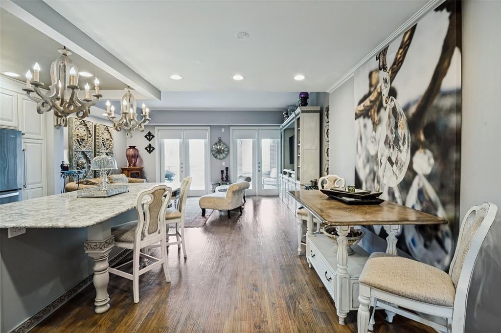 5055 Addison Circle 423