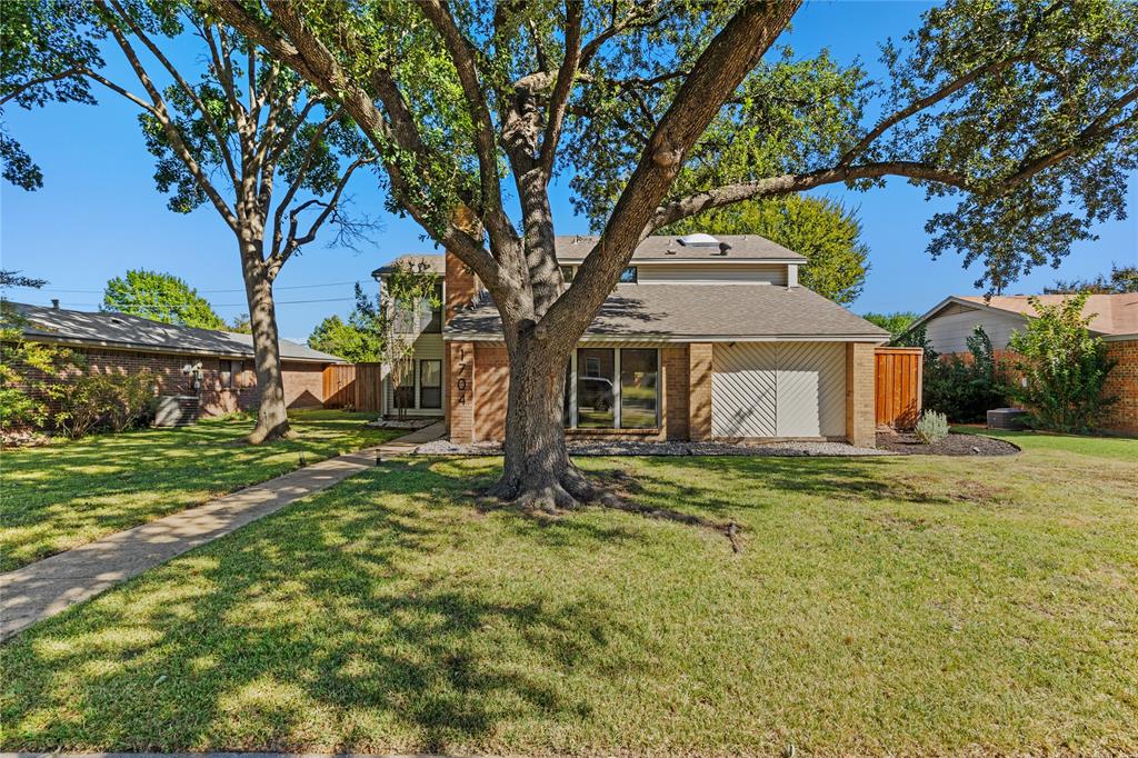 1704 Elk Grove Drive