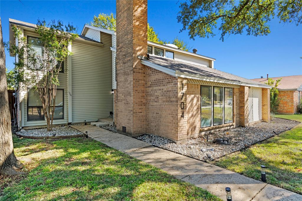 1704 Elk Grove Drive