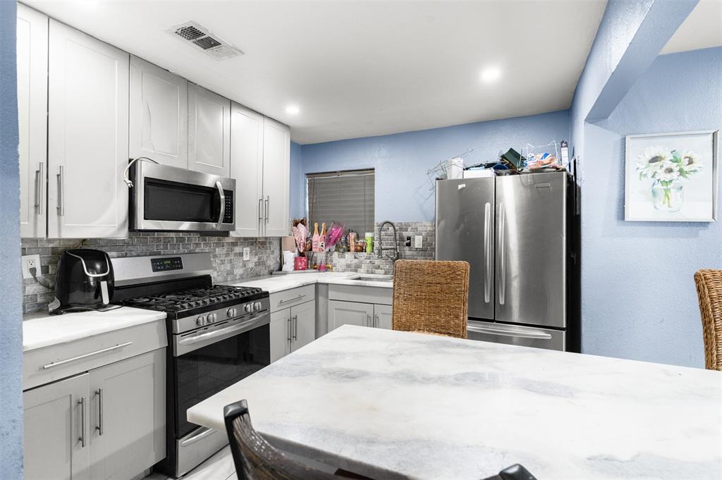 Madison 02 - Residential Income