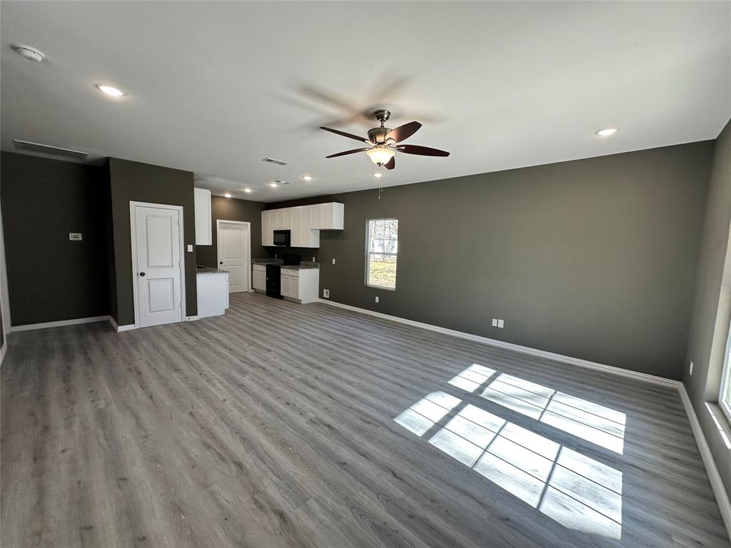 Oak Harbor Sub - Residential Lease