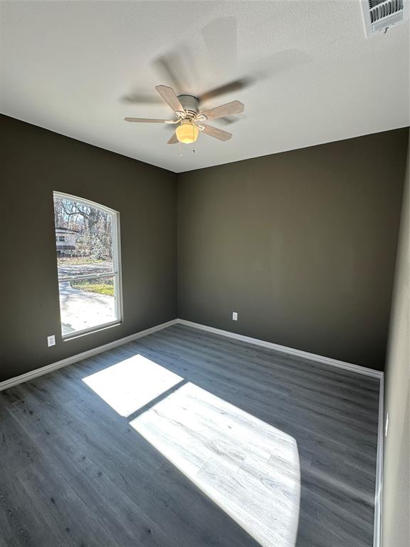 Oak Harbor Sub - Residential Lease