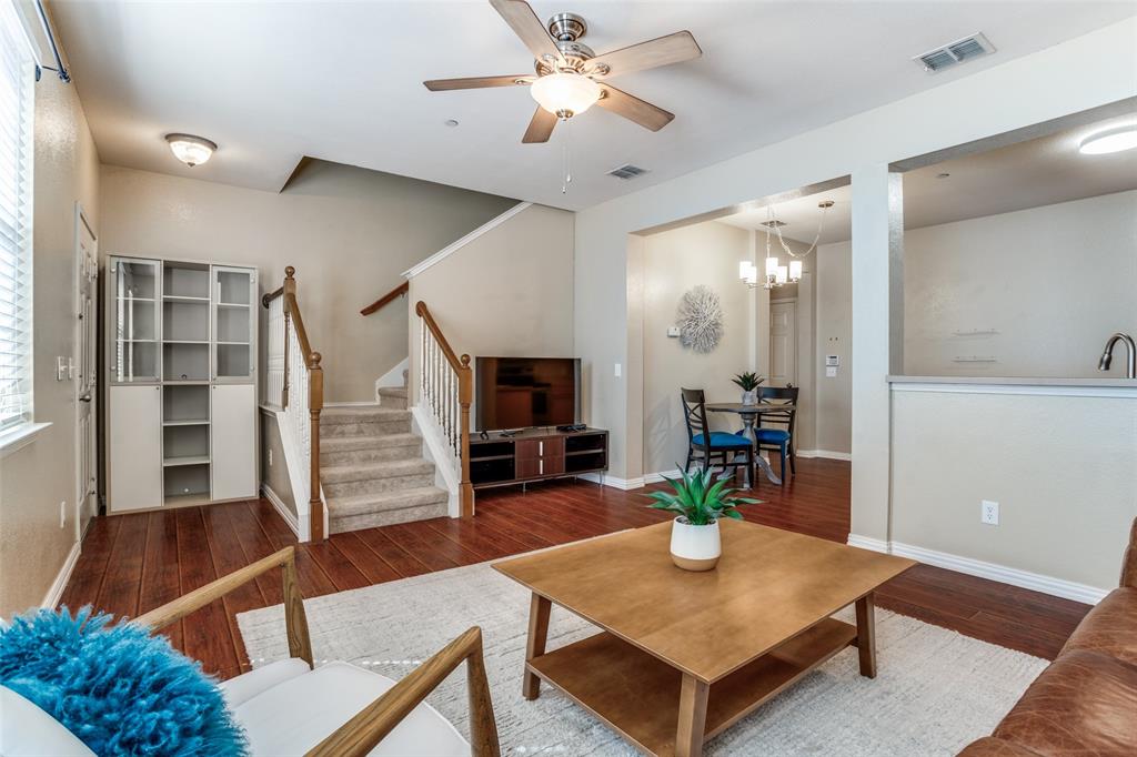 Pasquinellis Village On The Green - Residential