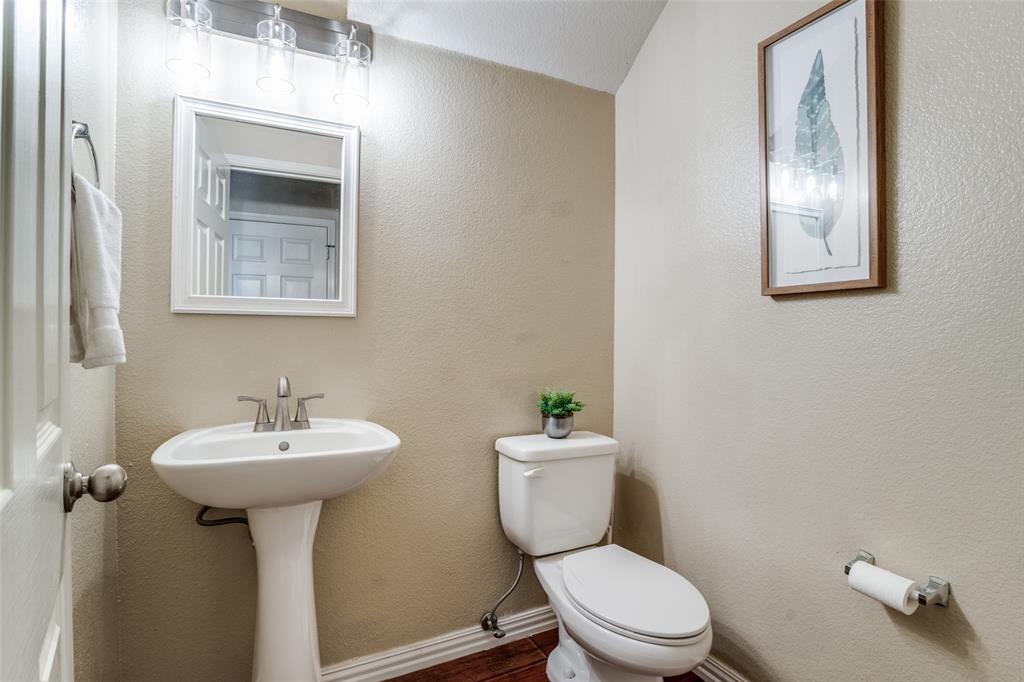 Pasquinellis Village On The Green - Residential