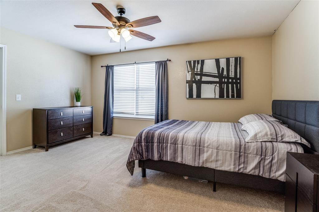 Pasquinellis Village On The Green - Residential