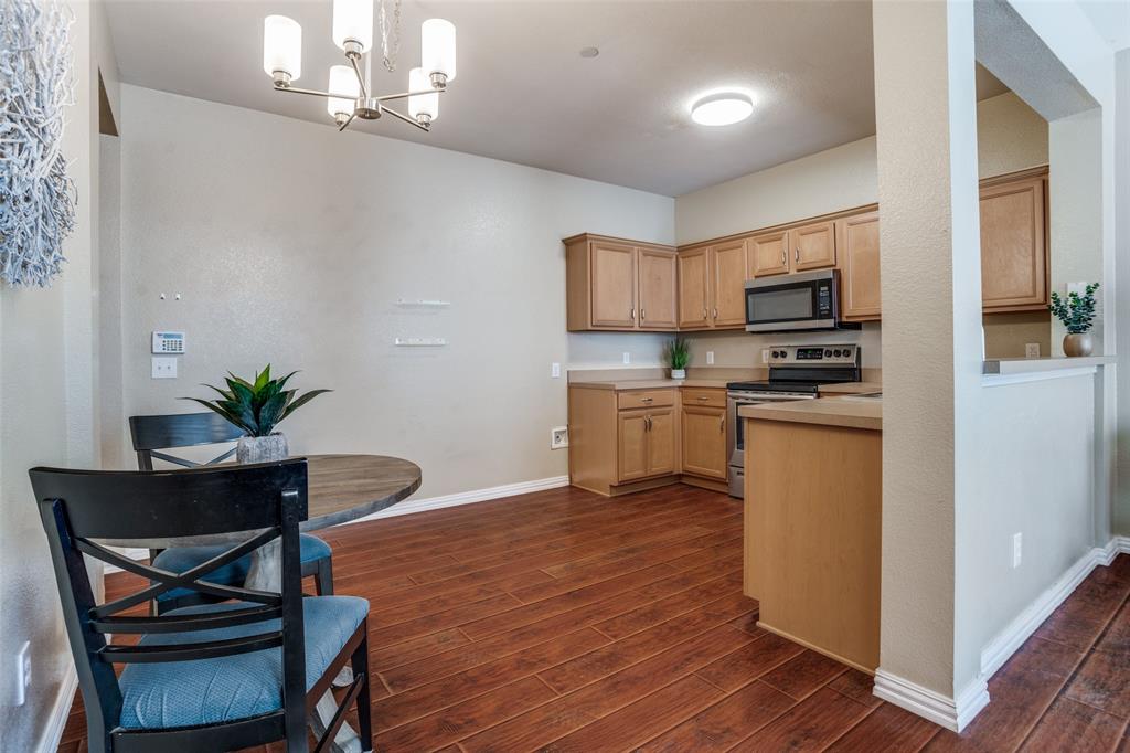 Pasquinellis Village On The Green - Residential