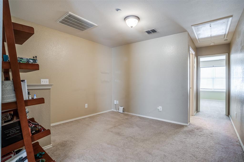 Pasquinellis Village On The Green - Residential