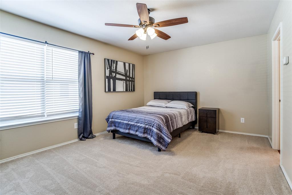 Pasquinellis Village On The Green - Residential