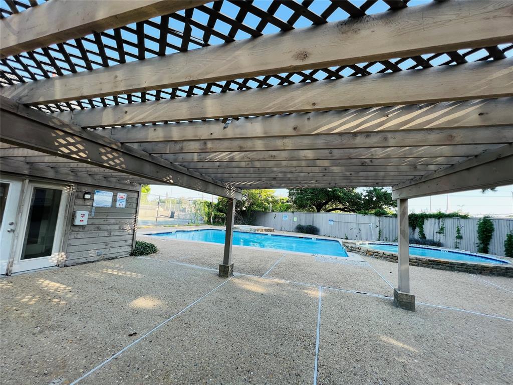 9823 Walnut Street 307