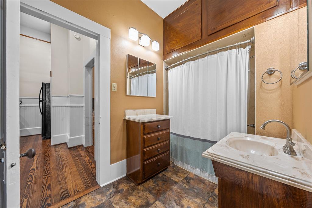 Davis Ext - Residential