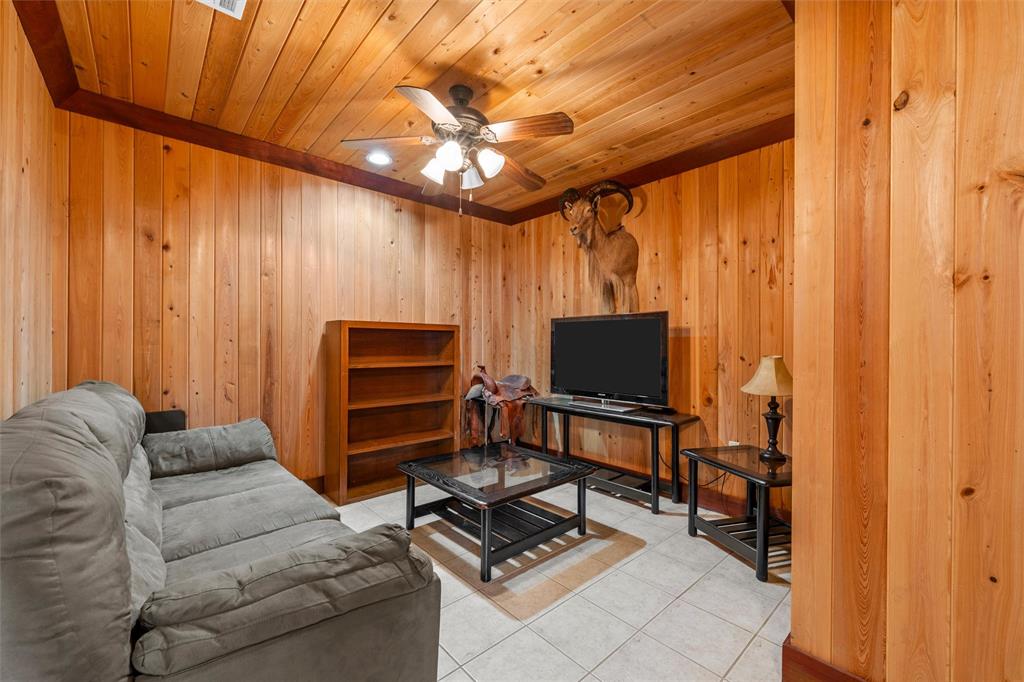Davis Ext - Residential