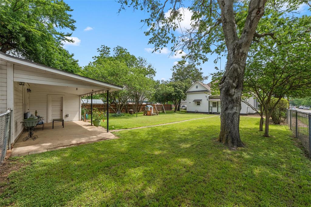 Davis Ext - Residential