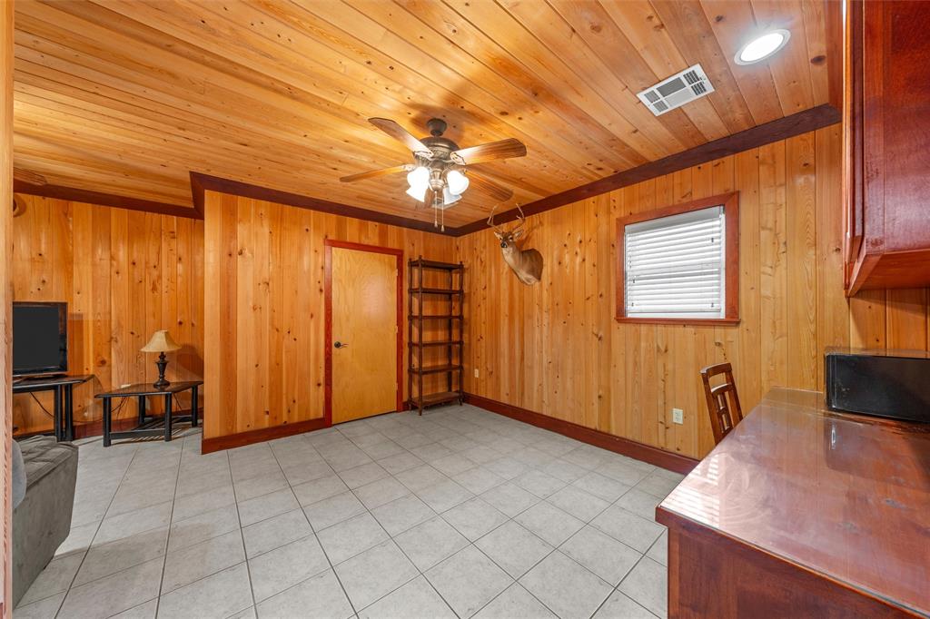 Davis Ext - Residential