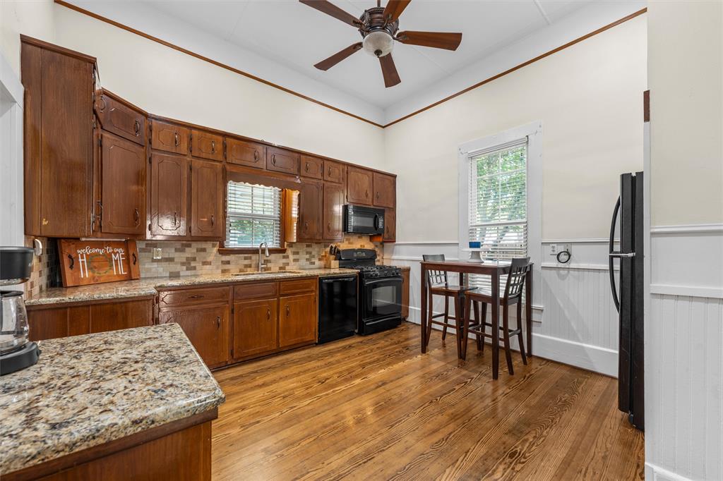 Davis Ext - Residential